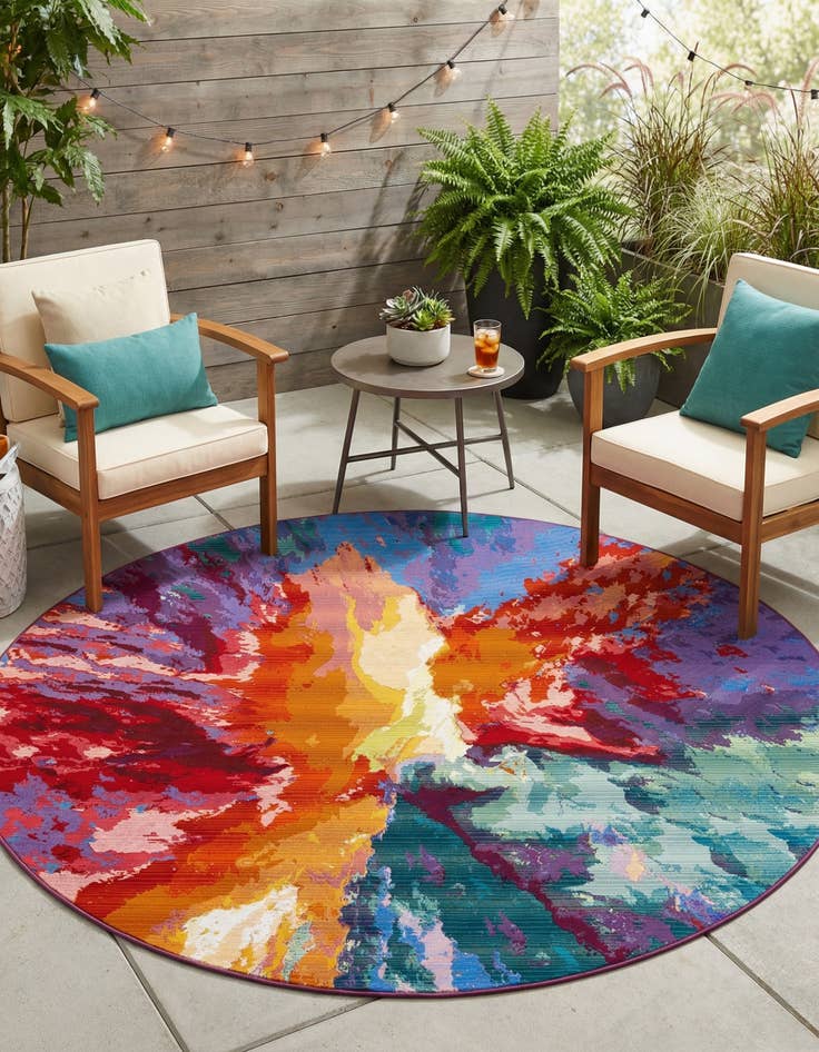 Detail image of 7' 10 x 7' 10  Washable Modern Indoor / Outdoor Round Rug