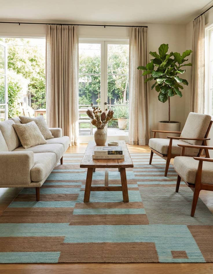 Detail image of 4' 4 x 5' 10  Hand Woven Kilim Modern Wool Rug