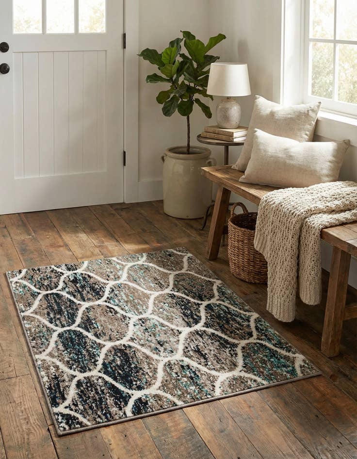 Detail image of 3' x 3' Trellis Frieze Square Rug
