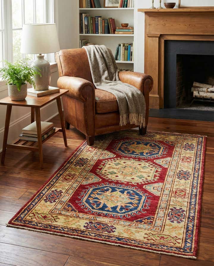 2' 9 x 4' Hand Knotted Kazak Rug