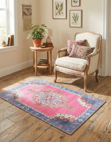 2' x 3' Washable Timeless Rug