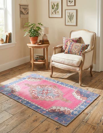 2' x 3' Washable Timeless Rug