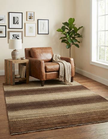 4' x 5' 10 Hand Knotted Modern Ziegler Rug