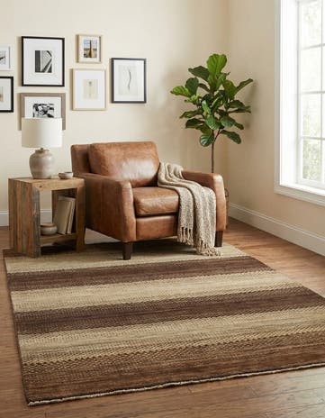 4' x 5' 10 Hand Knotted Modern Ziegler Rug