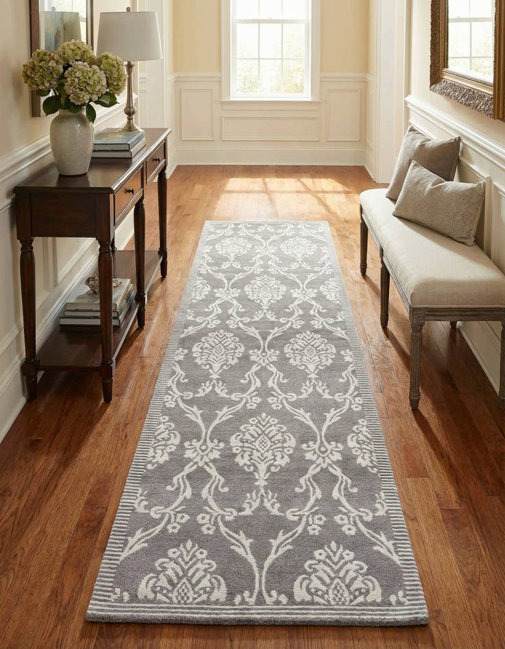 Detail image of 2' 9 x 9' 11  Hand Knotted Darya Wool Runner Rug