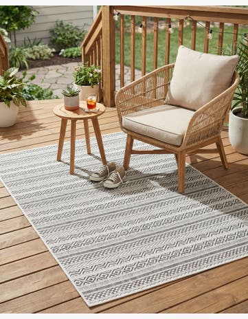 Beige Easy-Clean Ribbon Indoor / Outdoor Rug