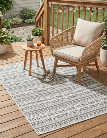 Beige Easy-Clean Ribbon Indoor / Outdoor Rug