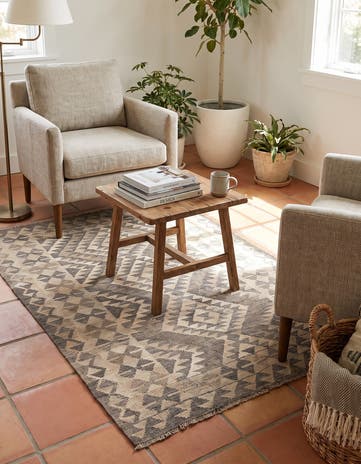 4' x 6' 1 Hand Woven Kilim Maymana Wool Rug
