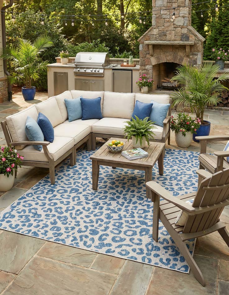 Detail image of 10' x 13'  Washable Safari Indoor / Outdoor Rug