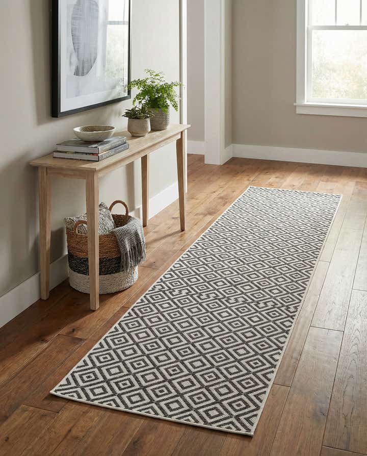 2' 7 x 12' Easy-Clean Jill Zarin Costa Rica Indoor / Outdoor Runner Rug