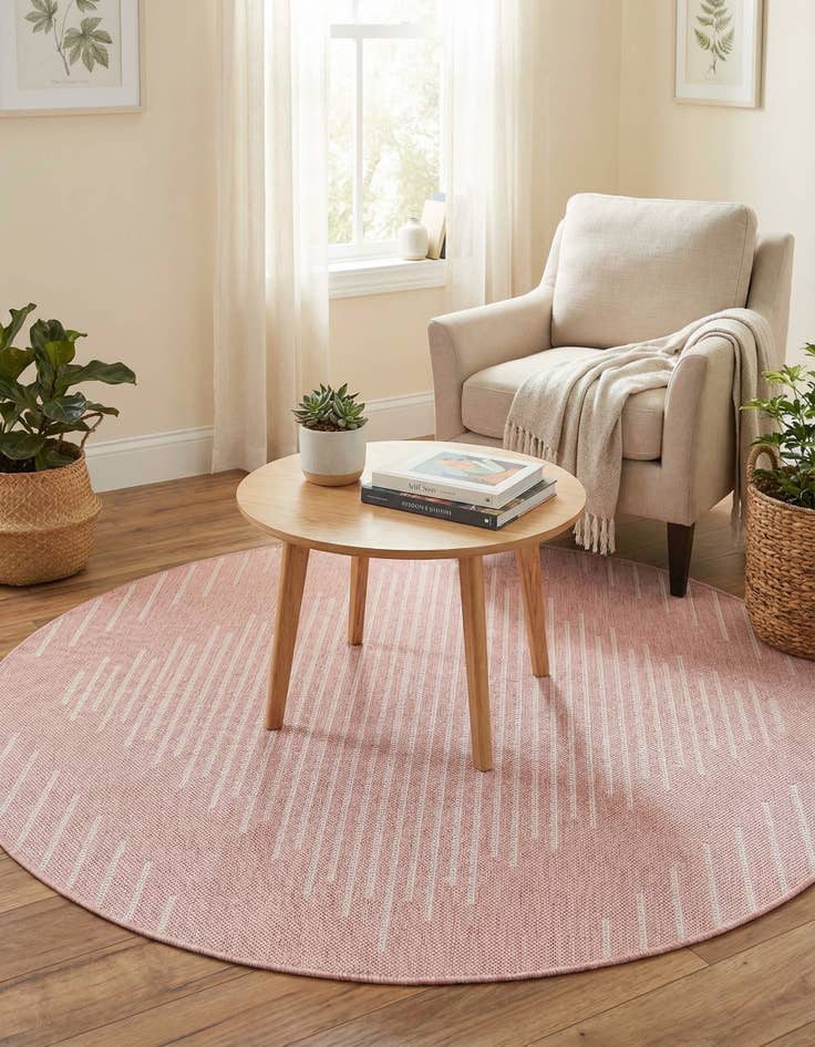 Detail image of 4' x 4'  Washable Modern Indoor / Outdoor Round Rug
