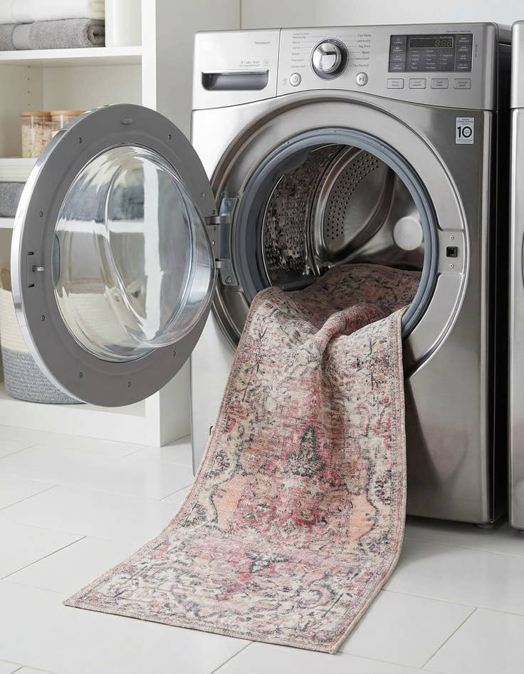 Detail image of  2' 7 x 12'  Washable Nostalgia Runner Rug