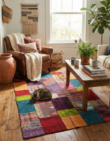 4' x 6' Hand Woven Kilim Patchwork Wool Rug