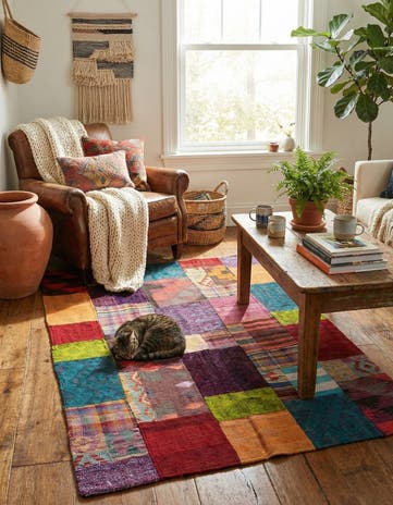 4' x 6' Hand Woven Kilim Patchwork Wool Rug