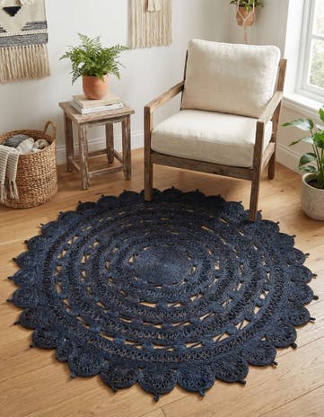 6' 1 x 6' 1 Handmade Braided Jute Round Rug