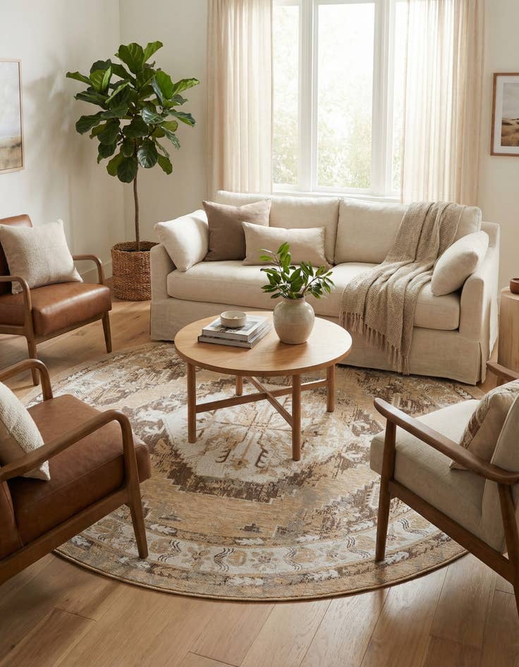 Detail image of 10' x 10'  Washable Traditional Indoor / Outdoor Round Rug