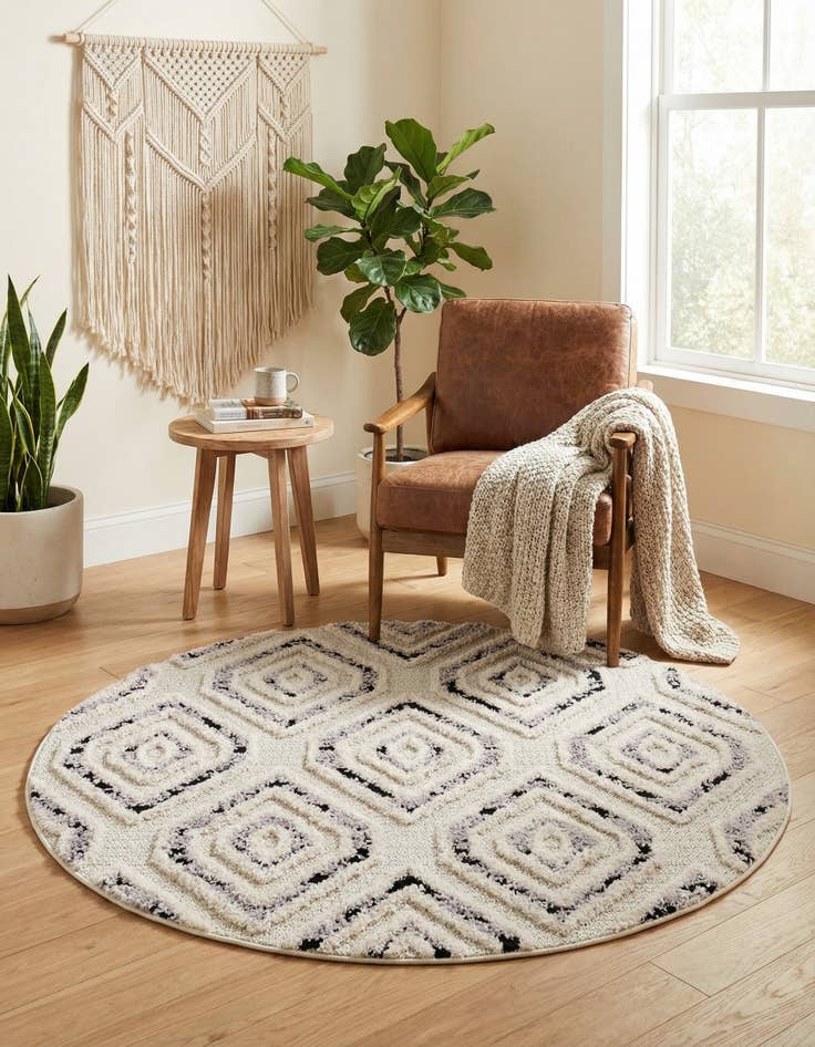 Detail image of  4' x 4' Cherokee Round Rug