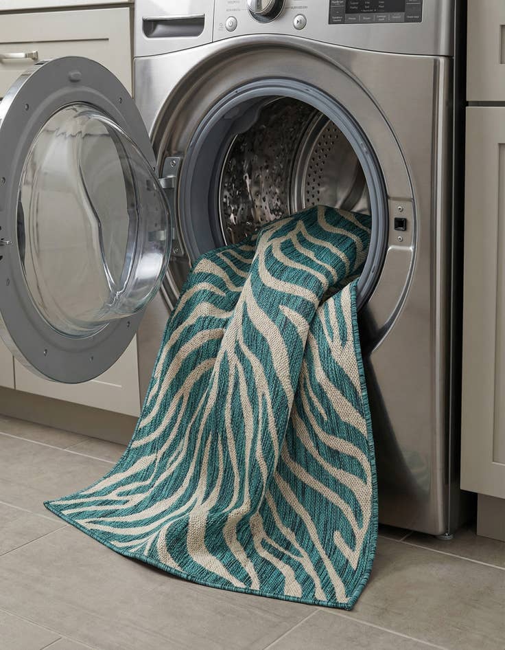 Detail image of 3' x 5' 3  Washable Safari Indoor / Outdoor Rug