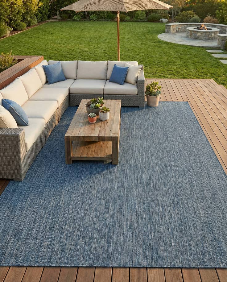 Detail image of 10' x 13' Easy-Clean Solid Indoor / Outdoor Rug