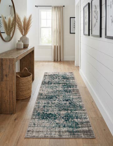 2' 7 x 10' Aarhus Runner Rug