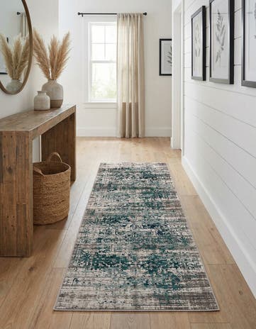 2' 7 x 10' Aarhus Runner Rug