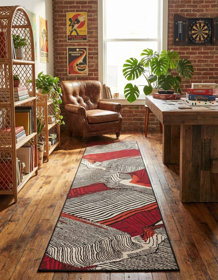 Detail image of 2' 7 x 10'  Washable Modern Indoor / Outdoor Runner Rug