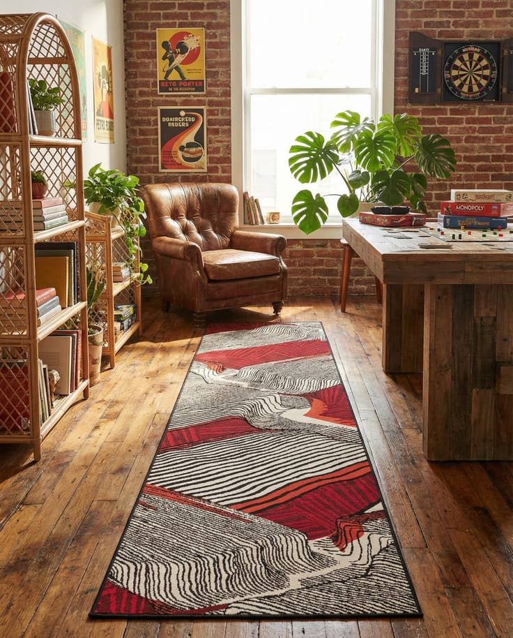 Detail image of 2' 7 x 10' Easy-Clean Modern Indoor / Outdoor Runner Rug