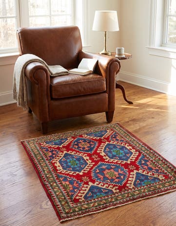 2' 9 x 3' 5 Hand Knotted Kazak Rug