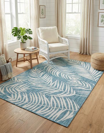 Light Aqua Easy-Clean Botanical Indoor / Outdoor Rug