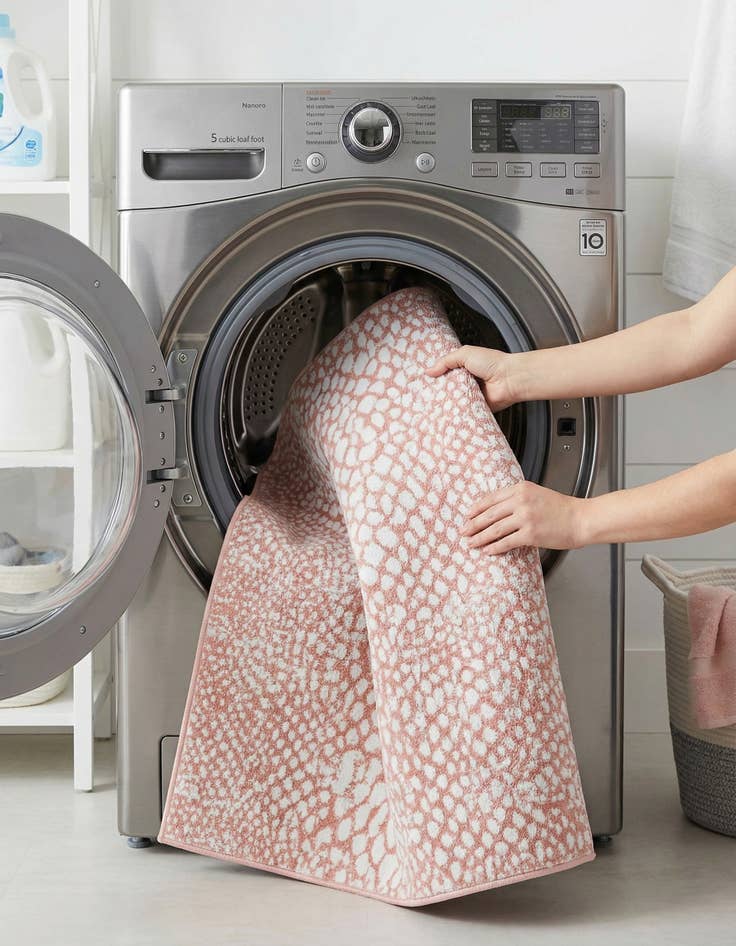 Detail image of  5' 3 x 8' Kamala Washable Rug