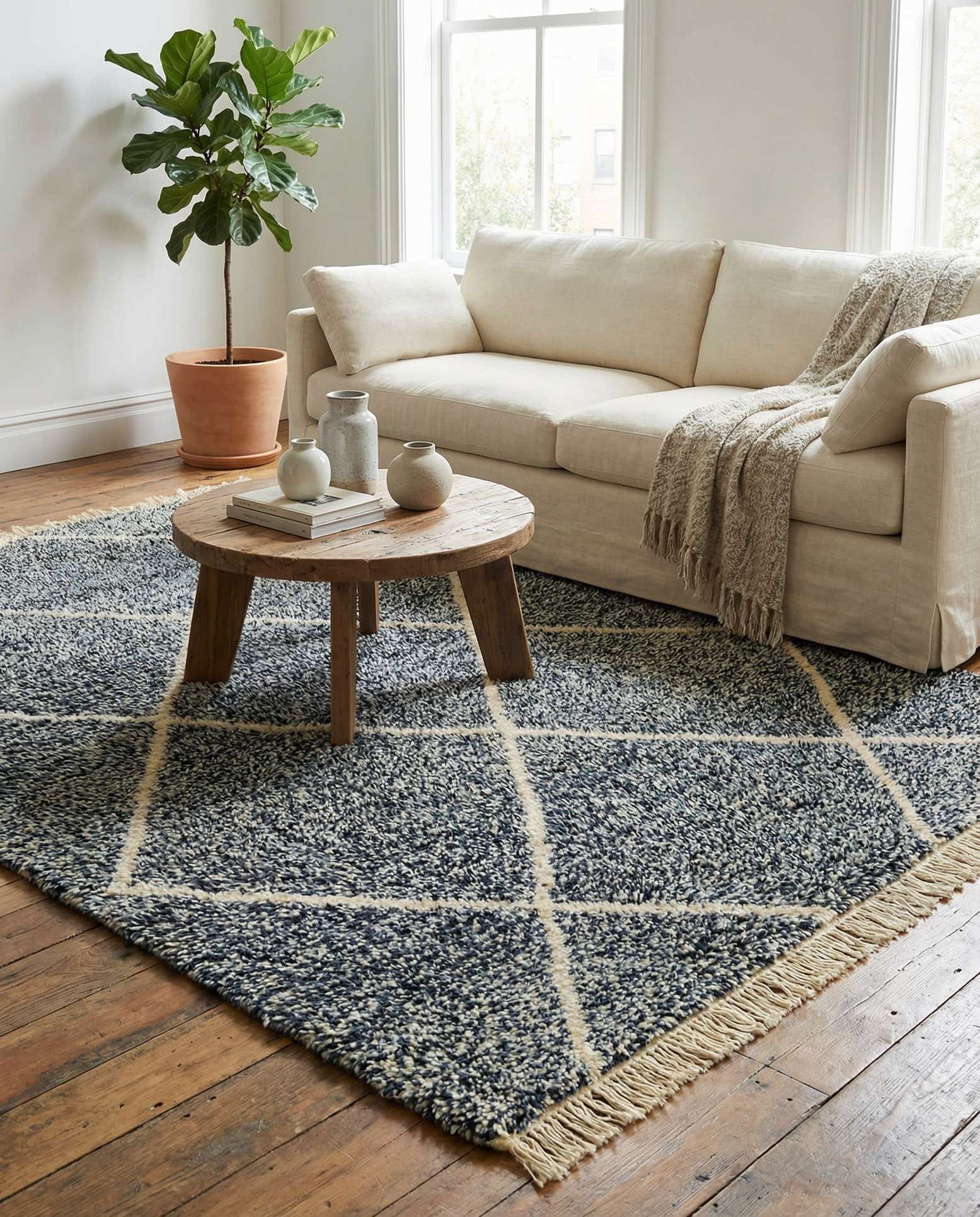 5' 5 x 8' 5 Hand Knotted Moroccan Wool Rug
