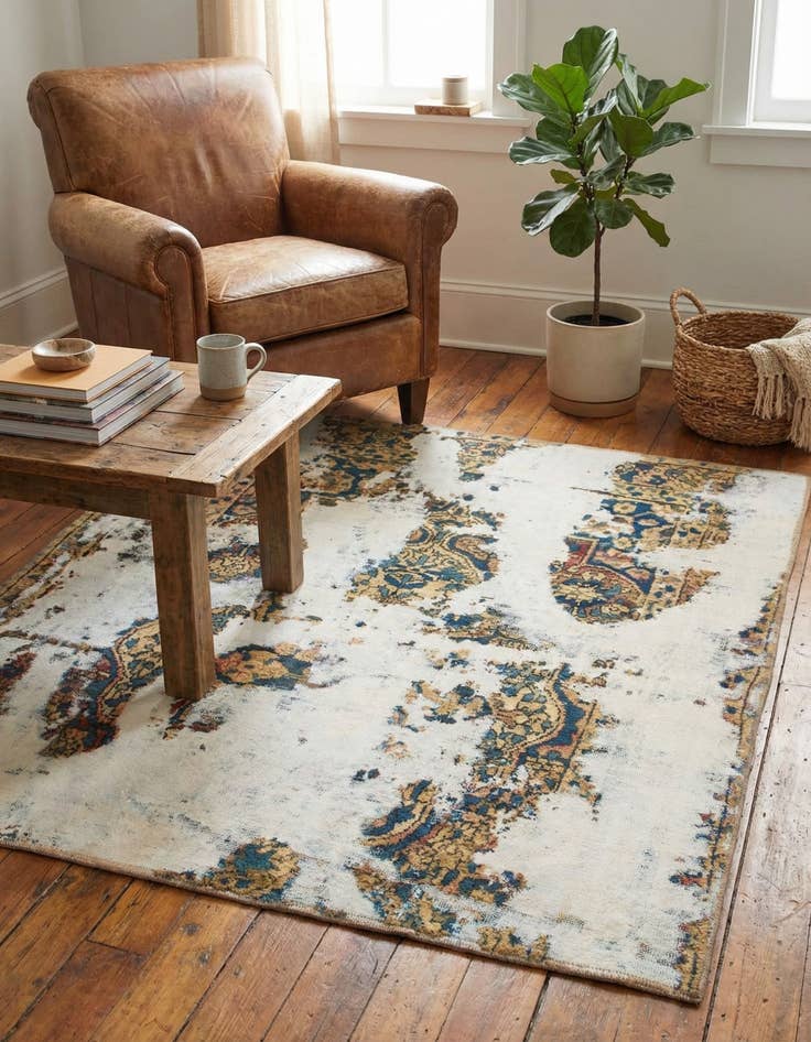 Detail image of 4' 9 x 4' 10  Hand Knotted Ultra Vintage Persian Wool Square Rug