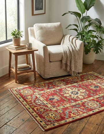 2' 8 x 4' Hand Knotted Kazak Rug