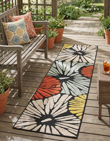 2' x 8' Easy-Clean Casablanca Indoor / Outdoor Runner Rug