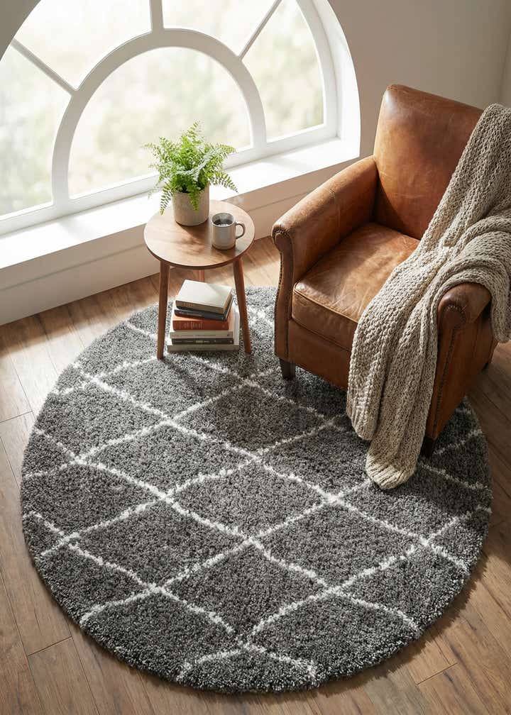 5' 3 x 5' 3 Moroccan Shag Round Rug