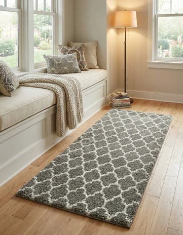 2' x 4' Moroccan Shag Runner Rug