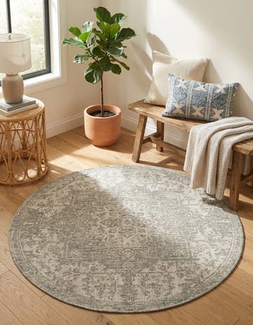 Gray Easy-Clean Jill Zarin Dubai Indoor / Outdoor Round Rug