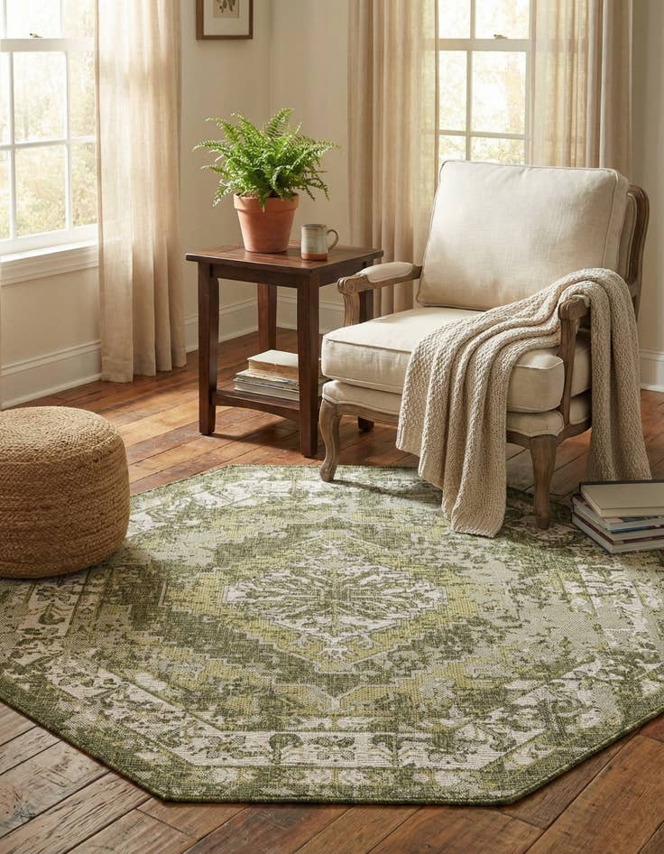 Detail image of 5' 3 x 5' 3 Easy-Clean Traditional Indoor / Outdoor Octagon Rug