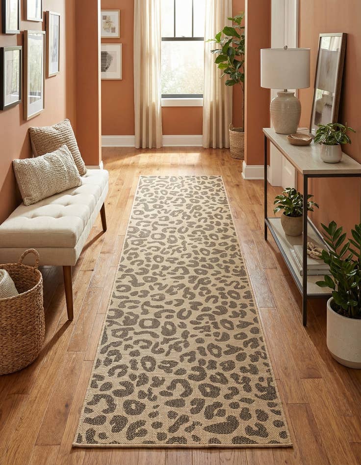 Detail image of 2' 7 x 12' Dunes Runner Rug