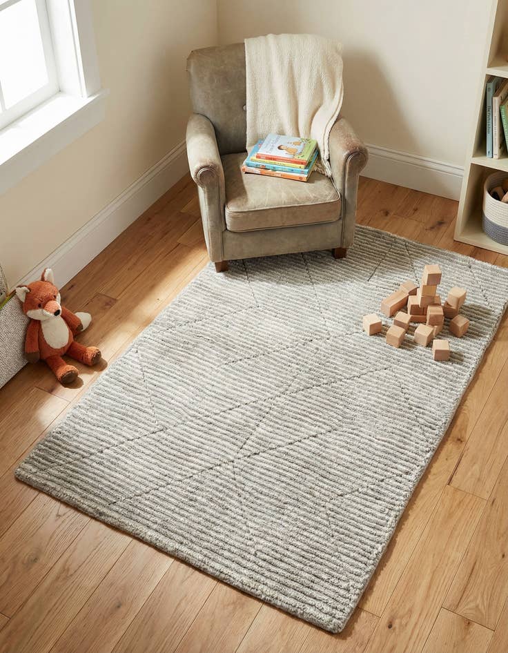 Detail image of  2' x 3' 1 WoolCraft Geometric Rug