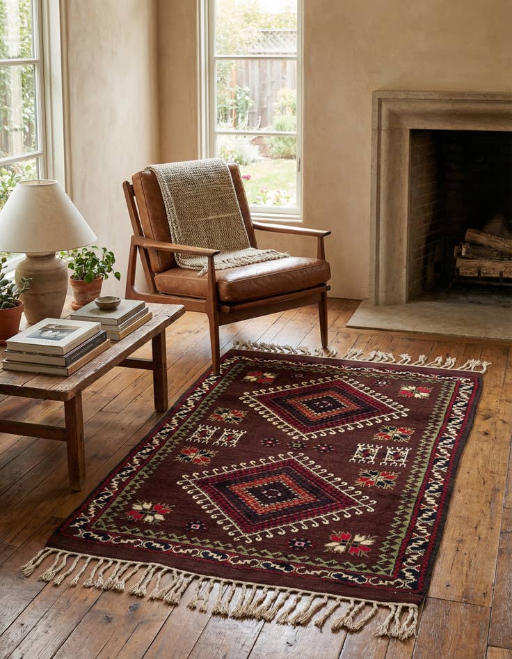 Detail image of  4' x 6'  Hand Knotted Gharajeh Wool Rug