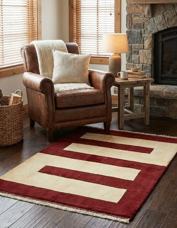 3' 7 x 4' 10 Hand Knotted Kashkuli Gabbeh Persian Wool Rug