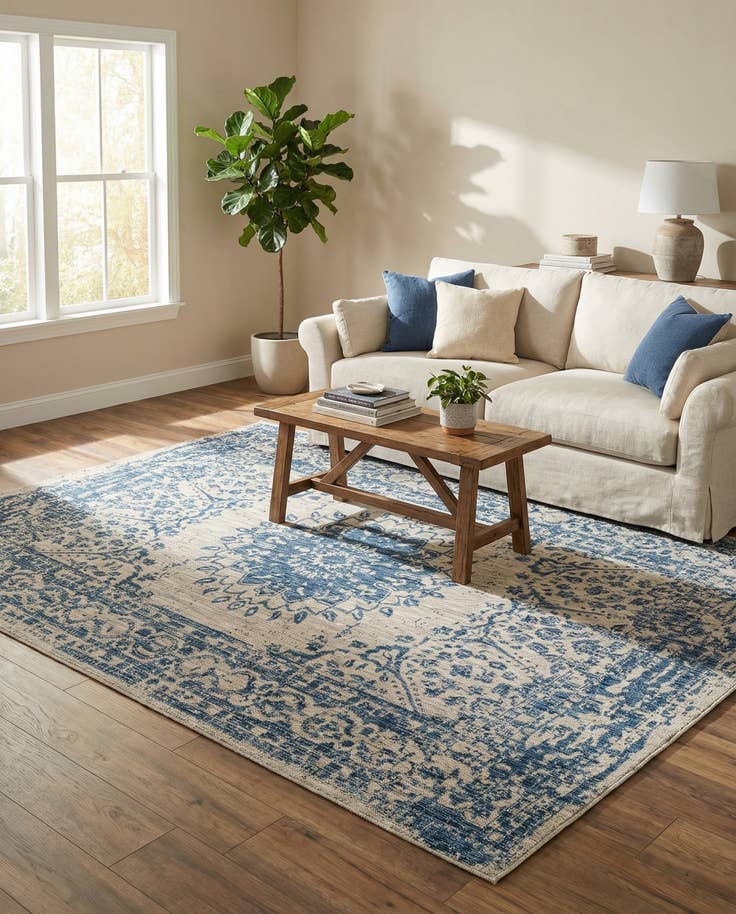 Detail image of 6' x 9' Easy-Clean Traditional Indoor / Outdoor Rug