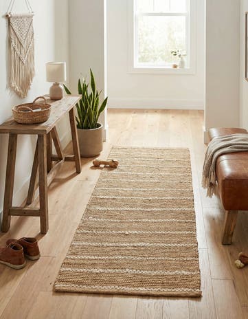 2' x 5' 1 Hand Braided Laurel Handwoven Jute Runner Rug