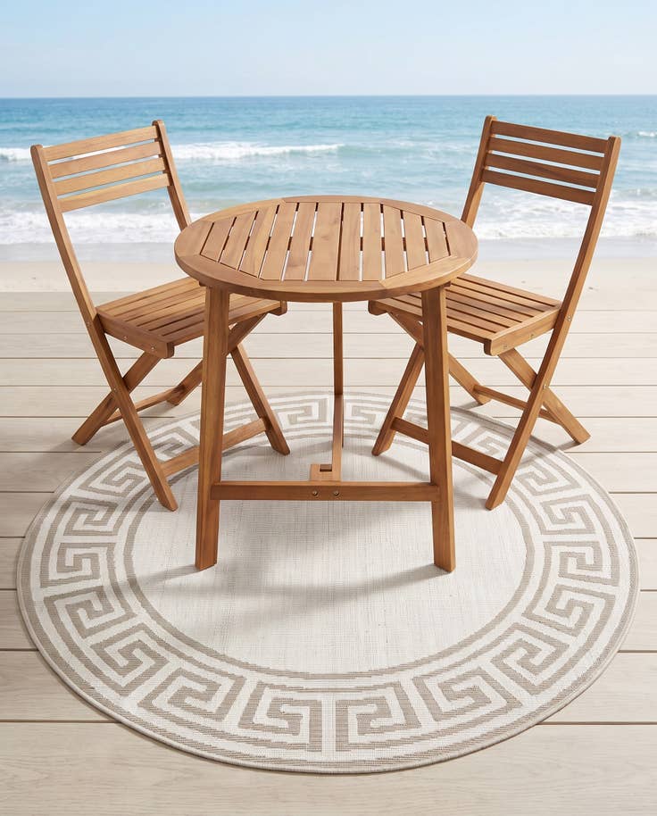 Detail image of 4' x 4' Easy-Clean Coastal Indoor / Outdoor Round Rug