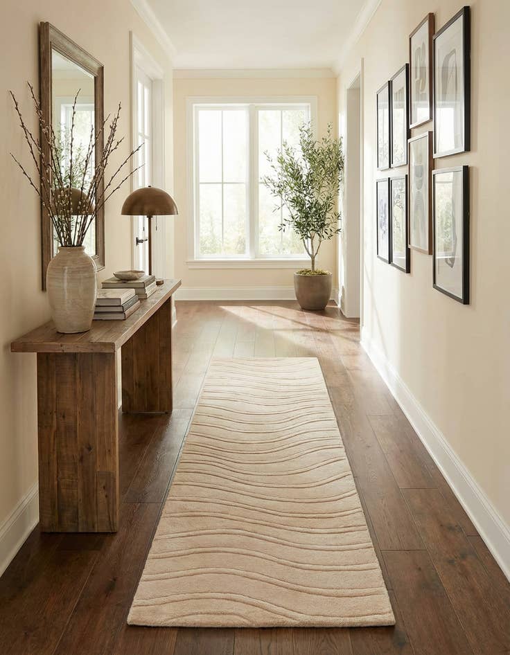 Detail image of 2' 7 x 9' 8  Hand Knotted Darya Wool Runner Rug