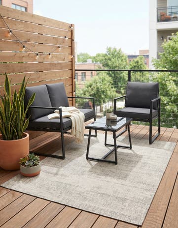 4' x 6' Easy-Clean Modern Indoor / Outdoor Rug