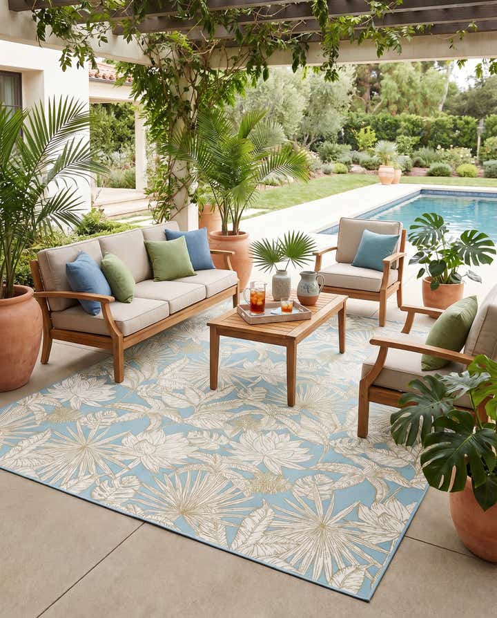 10' x 14' 2 Easy-Clean Botanical Indoor / Outdoor Rug