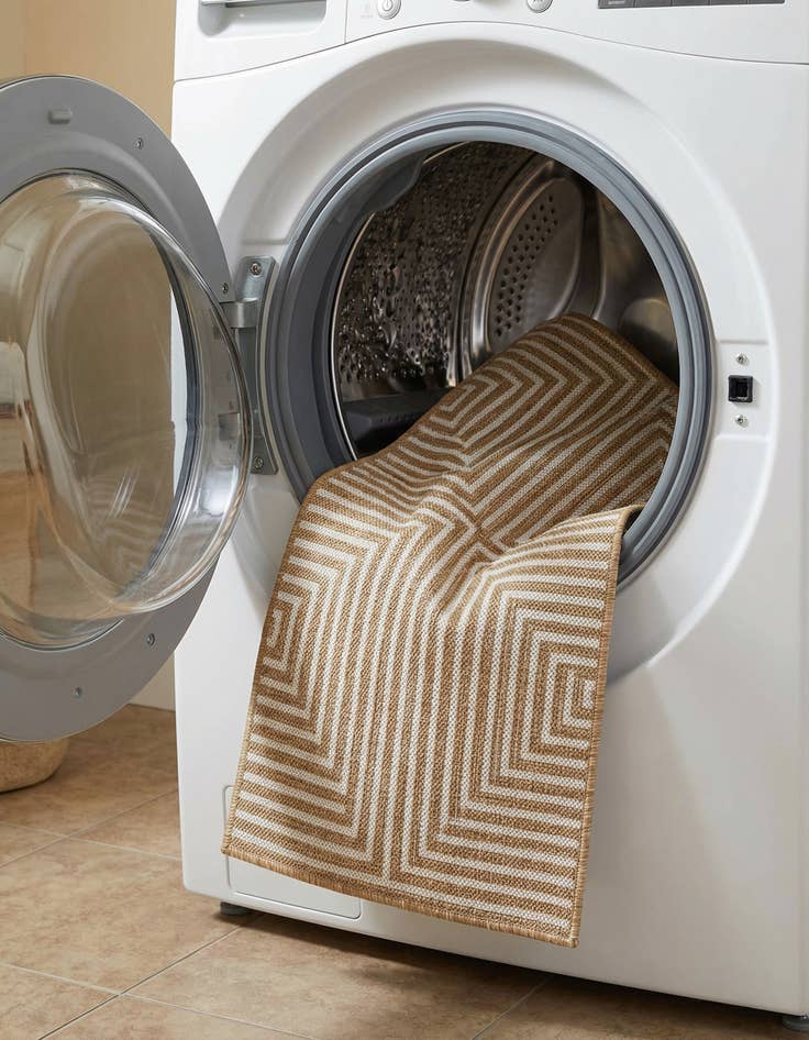 Detail image of  2' x 8'  Washable Modern Indoor / Outdoor Runner Rug