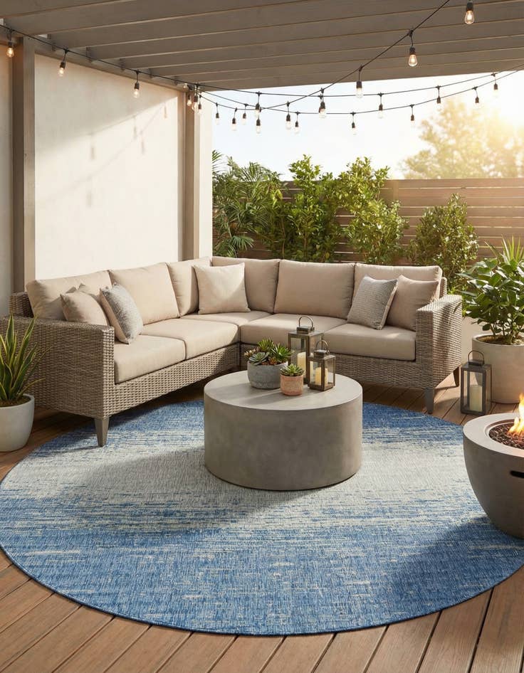 Detail image of 10' 8 x 10' 8 Easy-Clean Modern Indoor / Outdoor Round Rug